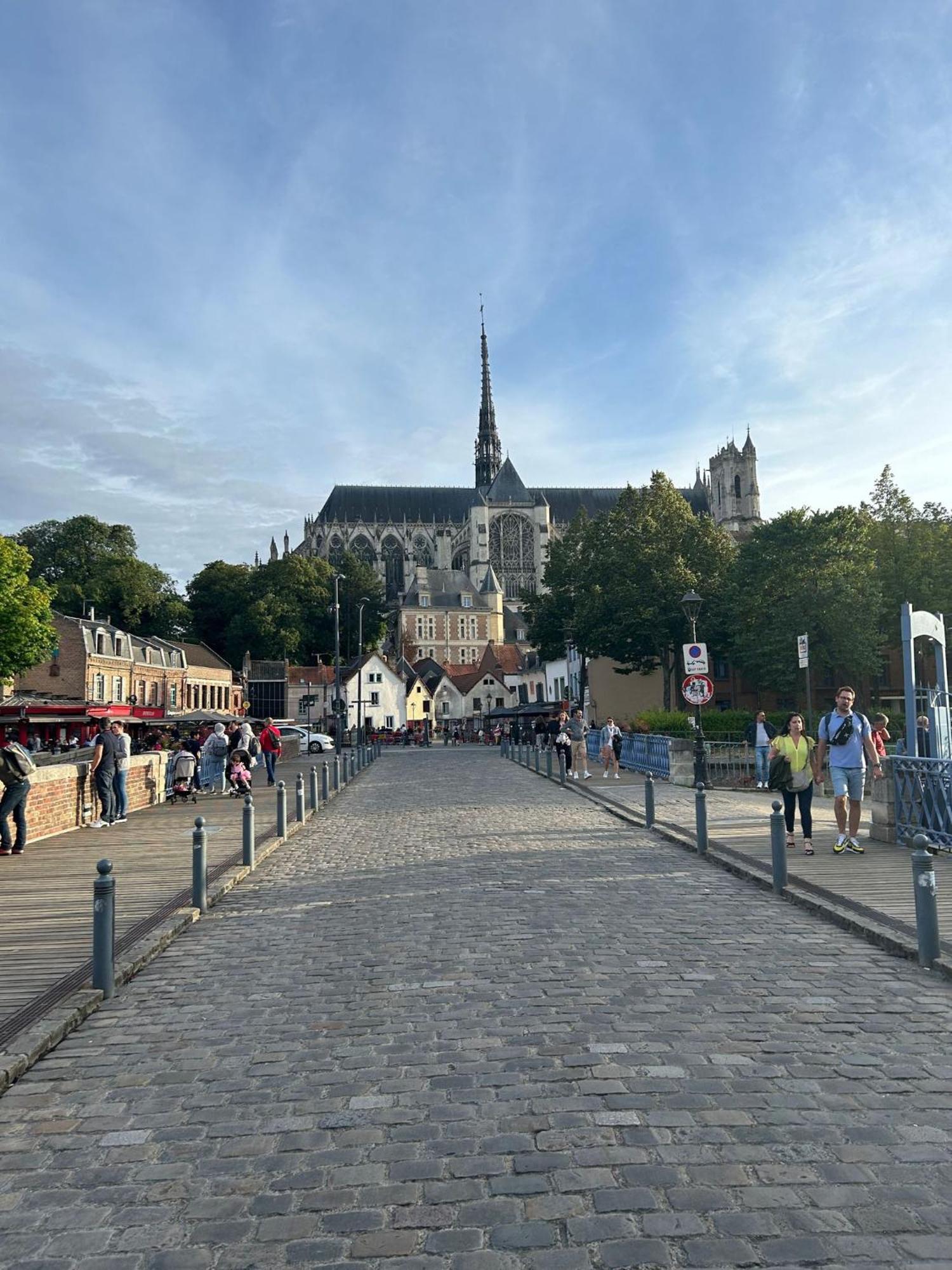 Beau Duplex Proche Centre Gare Lägenhet Amiens Exteriör bild